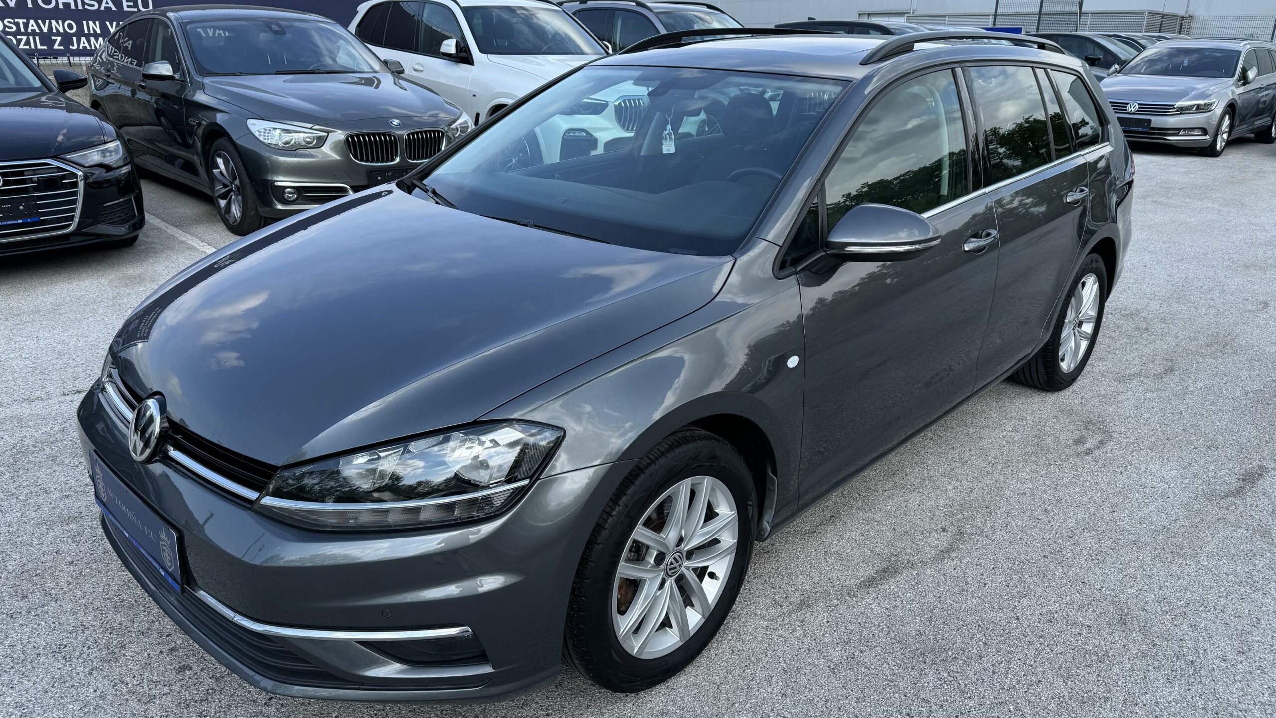 Volkswagen Golf Variant 1.6 TDI HIGHLINE