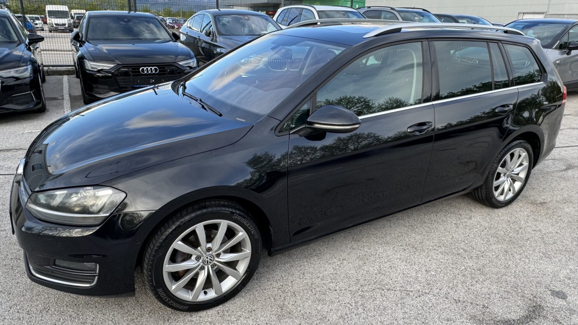 Volkswagen Golf Variant 4MOTION 2.0 TDI HIGHLINE